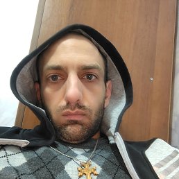 Gevorg, 42, 
