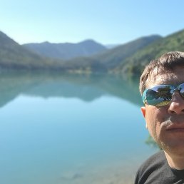 Alex, , 41 