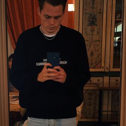 Ilya, 21, 