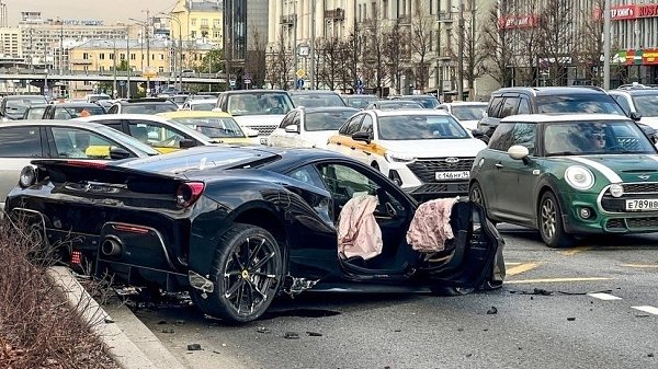 � ������ ������ ����� Navai ����� � ��� �� Ferrari ��� �������.�� ����, ����������������, ��������� ...