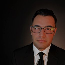 Mosh, 41, Los Angeles