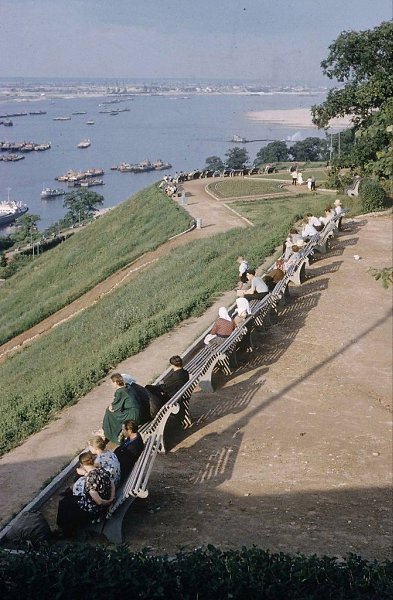   . . 1958 . zdms