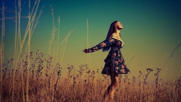 Женщины в ссоре могут говорить любые вещи. Они могут делать больно, вести себя некрасиво, на грани ...