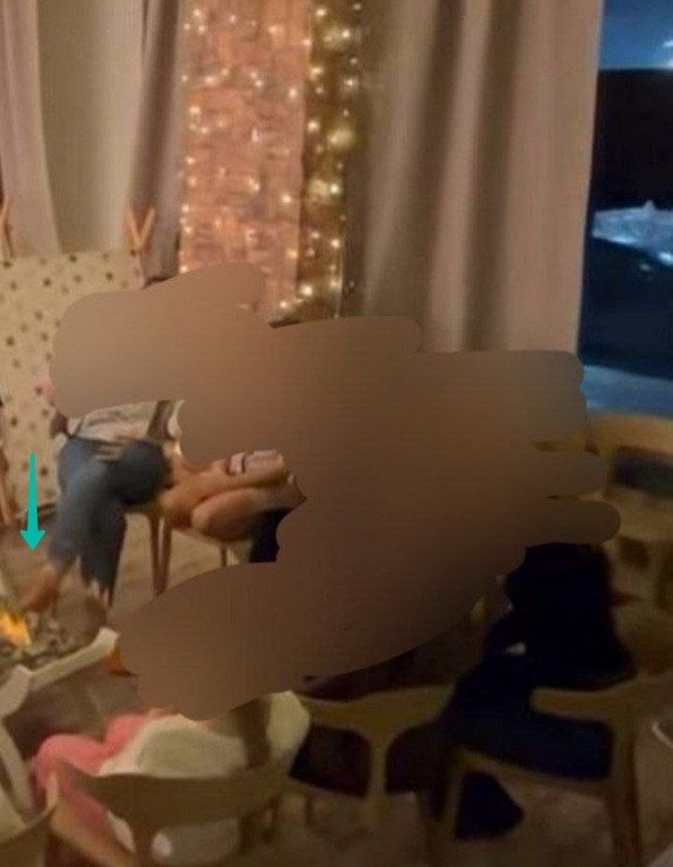          18+:   ,   , ... - 4