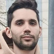 Максим, 25 лет, Москва Максим, 25 лет, Москва