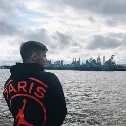 Kvgfdsasxeddbbd, ������, 34 ����