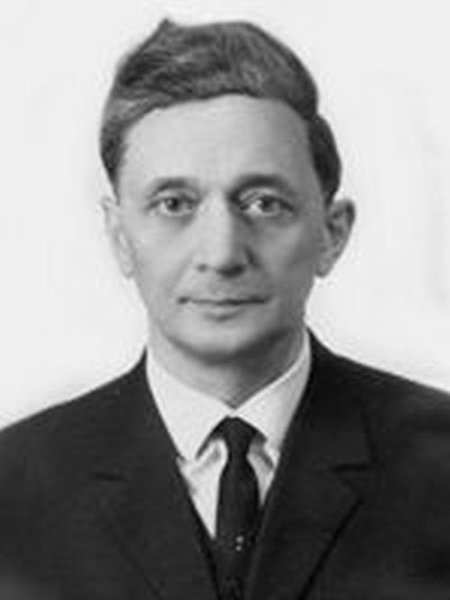 Альберт Вениаминович Цессарский (1 января 1920 — 24 октября 2010) — советский писатель, партизанский ...