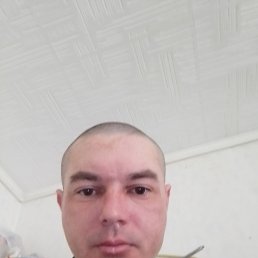 Slava, 36 ,  