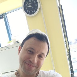 Oleg, 45, 