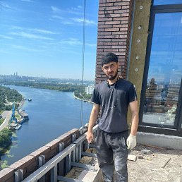 Ysufjon, 22, 