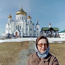 Olga Burdina, 55, 