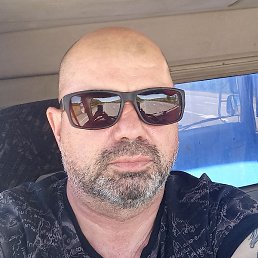 ����, �����, 44 ����