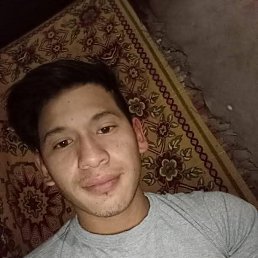 Eric, 18, 