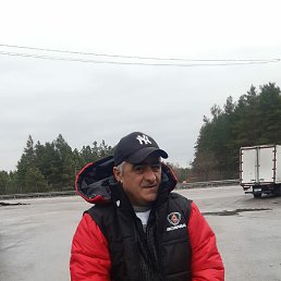 manushari, 40, 