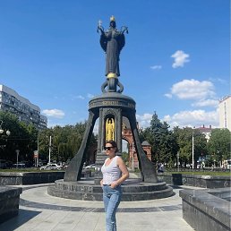 Anna, 37, 