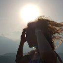  Luna, - -  25  2025    