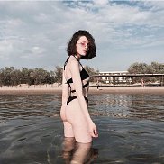 Lina, 20 , 