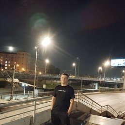 Eziz, 27, 