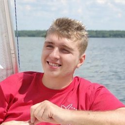 Stefan, 32, 