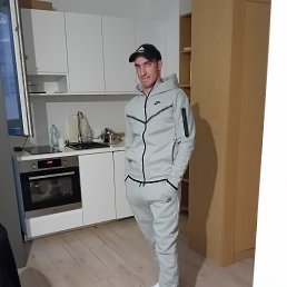 ���� ������, ��������, 31 ��� - ��������� 12 ���� 2025