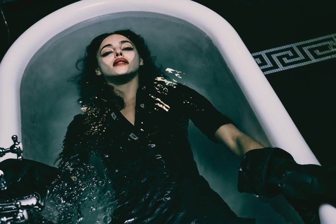 ����������� ����� ���� ������� ���� � ������� ��� ������ V Magazine - 7