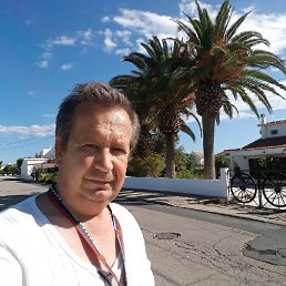 Valdi, 53, 