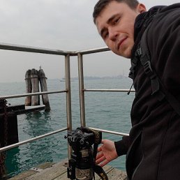 Viktor, 31, 