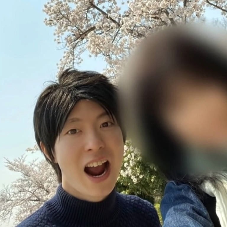 В Японии задержали 39-летнего мужчину, который одновременно встречался с 35 женщинами. Каждой он ... - 2