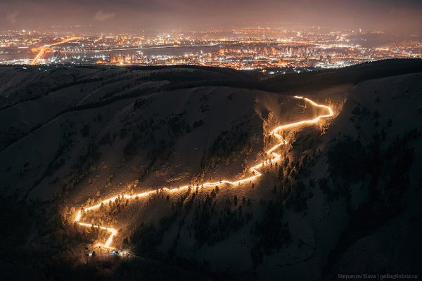 Самая длинная лестница в России.На окраине Красноярска находится самая длинная лестница в России. ...