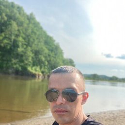 �������, 37 ���, ����������