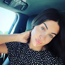 Sofia, 31, 