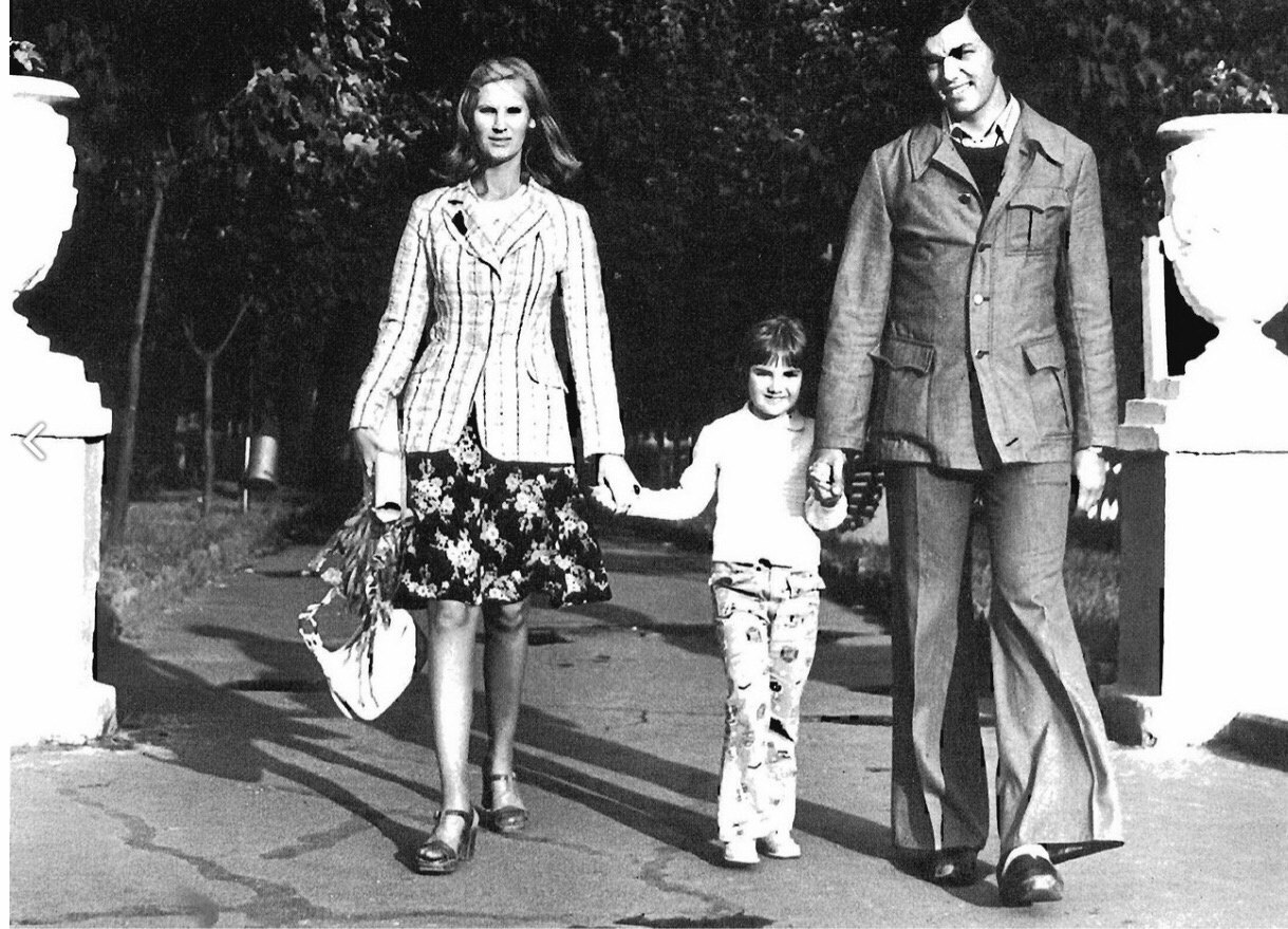   , 1970-.