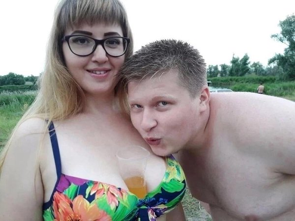 Из деревни — в Москву: Пара заработала миллион сидя в телефоне.Аня и Никита из маленькой деревни под ...