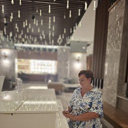 Irina, 56, 