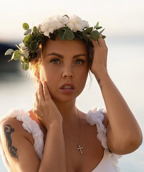 Певица Максим продала машину стоимостью 10 миллионов рублей и направила средства на лечение ... - 2