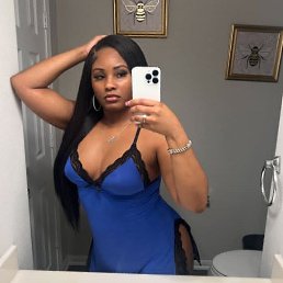 Tasha, 25, 