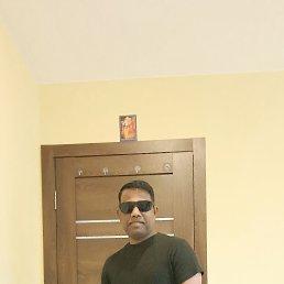 David, 37, 