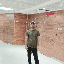 Ahlidin Nuridinov, 38, -