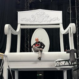 �������, ������, 43 ����