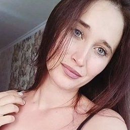 Ilaria, 27, 