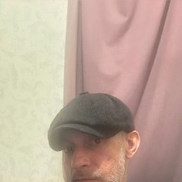 ��������, 44 ����, ����-���������