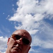 Artur, 47 , -