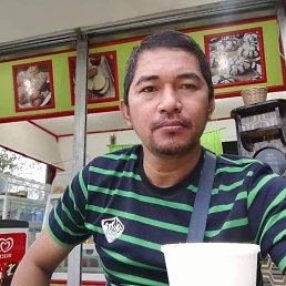 Junrey Cabuenas, 45, 