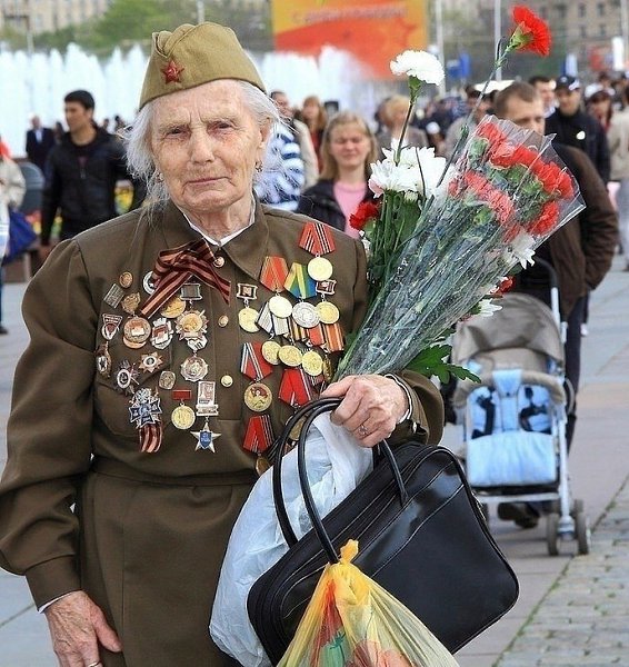 Бабушки-старушки... Всем Ветеранам - большой поклон! А Вам, женщины, вдвойне!!! - 3