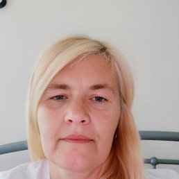 Laimute, 54, 