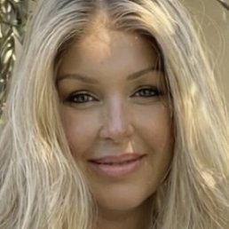 Juliana, ������, 38 ���