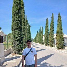 Farik, 36, 
