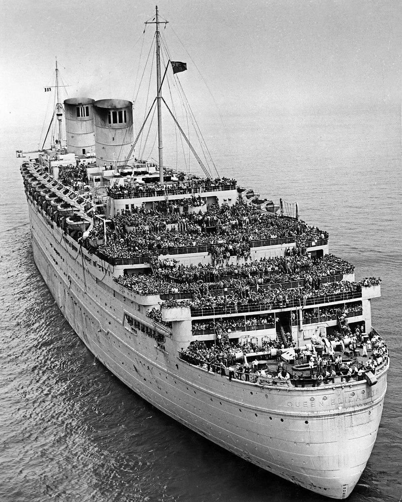 ����������� �����, �������� ����� ����.RMS Queen Elizabeth, ���-����, 1945 ����� ���� ������������ ... - 2