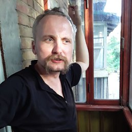 Vitalii, 33, 