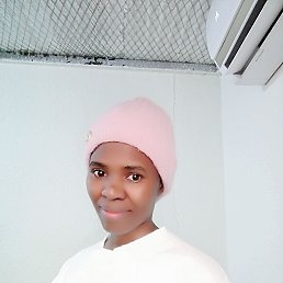 Tasha, 25, 